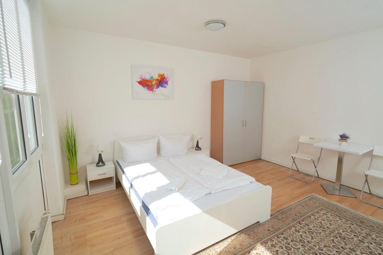 Bnb Potsdamer Platz Rooms & Apartments Berlin Exterior photo